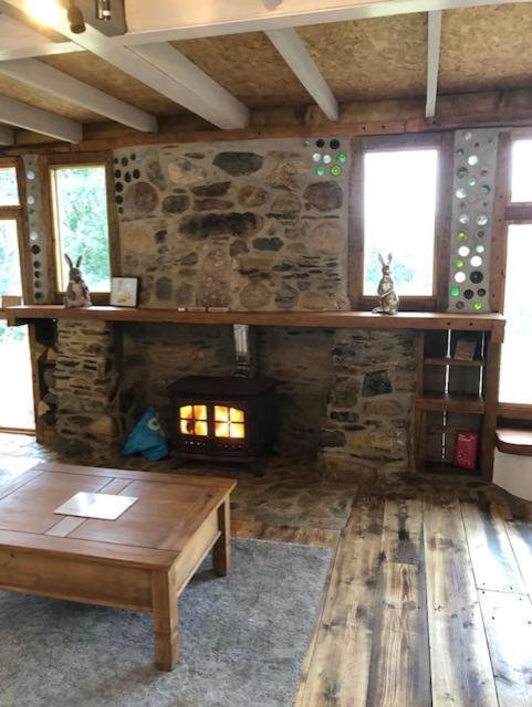 Rabbits 1Or 2 Bedroom Hobbit Style Hillset Earthen Dartmoor Eco Home South Brent 外观 照片