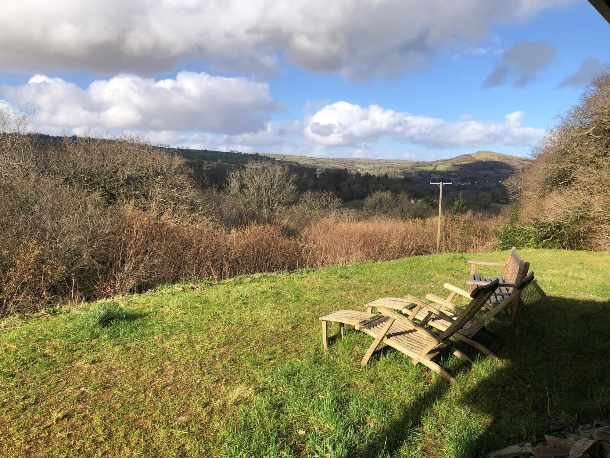 Rabbits 1Or 2 Bedroom Hobbit Style Hillset Earthen Dartmoor Eco Home South Brent 外观 照片